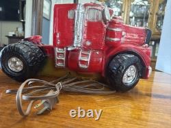 1970s Super Rare Vintage Heavy Chalkware Carnival Big Rig Truck Man Cave Lamp