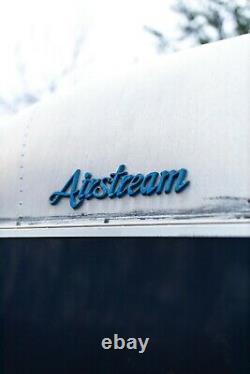 AIRSTREAM EXCELLA 32ft Vintage Original Travel Trailer 1987 SUPER RARE