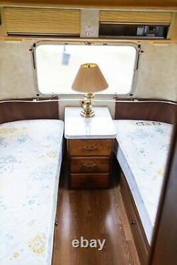 AIRSTREAM EXCELLA 32ft Vintage Original Travel Trailer 1987 SUPER RARE