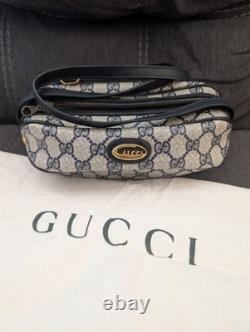 Auth Super RARE Vintage Gucci Cylinder Crossbody Navy Shoulder Bag With Dustbag
