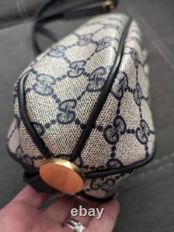 Auth Super RARE Vintage Gucci Cylinder Crossbody Navy Shoulder Bag With Dustbag
