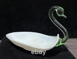 Duncan Miller Super Rare Milk Glass Swan Green Neck Head Htf Vintage Pall Mall