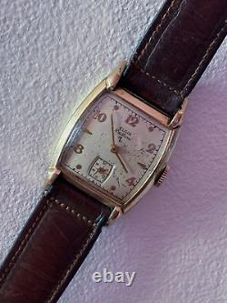 Elgin De Luxe Watch Super rare vintage 1940s 10k Gold filled