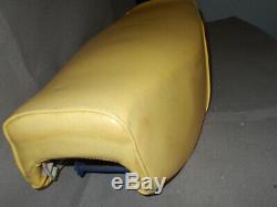 HONDA CB92 SUPER SPORT SEAT IN ULTRA RARE FACTORY NOS COLOR CYB Vintage AHRMA