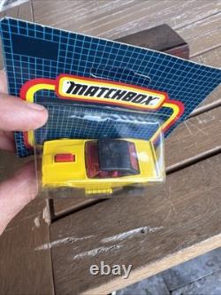 Matchbox Superfast Dodge Challenger SUPER RARE Vintage German Short Card #1