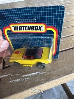 Matchbox Superfast Dodge Challenger SUPER RARE Vintage German Short Card #1