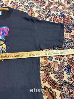 Men's Vintage super rare dead-stock 1992 Levi's black graphic tee with Graphic