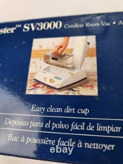 NEW Black & Decker Floor Buster Vacuum SV3000 FloorBuster Super Rare Vintage