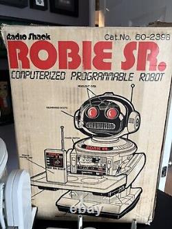New Vintage Robie Sr Radio Shack Robot Complete in box, Super Rare NOS read