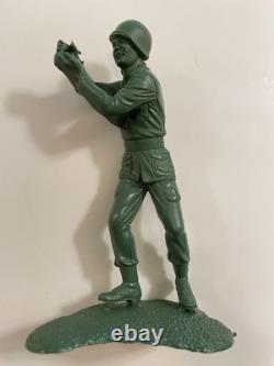 Rare Payton Vintage 5.5 Bazooka Toy Soldier With Super Rare Rockets Working