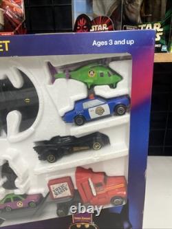 Rare Vintage 1990 Tonka Super Batman Play Set / 2030 The Dark Knight Collection