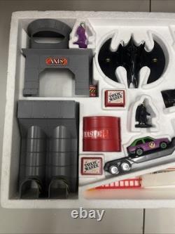 Rare Vintage 1990 Tonka Super Batman Play Set / 2030 The Dark Knight Collection