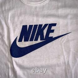 SUPER RARE 1970s DEADSTOCK VINTAGE NIKE 70s WHITE T-SHIRT MEN SZ S