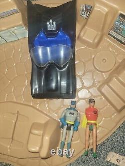 SUPER RARE 1979 original vintage MEGO Pocket Heroes BATCAVE playset box Mobile