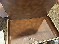 SUPER RARE VINTAGE GOLD Zero Halliburton Attache Briefcase EXCELLENT CONDITION