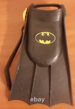 SUPER RARE Vintage 1964 Batman scuba flippers fins DC Comics HTF 1960s childrens