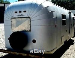 SUPER RARE Vintage Avalair Travel Trailer Camper 24' Like An Airstream / Avion