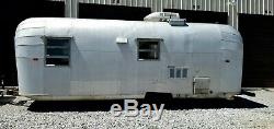 SUPER RARE Vintage Avalair Travel Trailer Camper 24' Like An Airstream / Avion