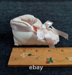 SUPER RARE Vintage Orloff Parfums Pink Baby Booties withSachet Double Eagle Box