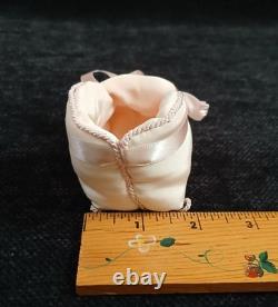 SUPER RARE Vintage Orloff Parfums Pink Baby Booties withSachet Double Eagle Box