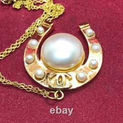 Super Rare Authentic Vintage Chanel Horseshoe-Shaped Faux Pearl Necklace