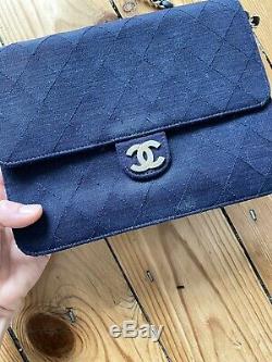 Super Rare Chanel Vintage Early 1980s Quilted Handbag Chain Strap Flap 2.55 Wow
