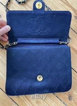 Super Rare Chanel Vintage Early 1980s Quilted Handbag Chain Strap Flap 2.55 Wow
