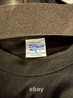 Super Rare, Mint Condition, Vintage Bulls T-Shirt by Salem Sportswear Size XL