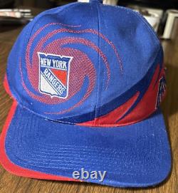 Super Rare New York Rangers Vintage Snap-Back Nike Sports Specialty Hat Wave