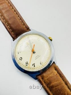 Super Rare Vintage 17 JWL Caravelle by Bulova Mechanical Men Watch 70s