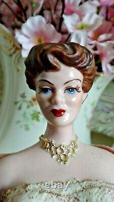 Super Rare Vintage 1950s Heirlooms of Tomorrow Billie DresdenLace Dress Figurine