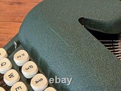 Super Rare! Vintage 1961 Smith Corona ENTERPRISE Typewriter with Case