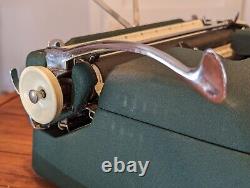 Super Rare! Vintage 1961 Smith Corona ENTERPRISE Typewriter with Case