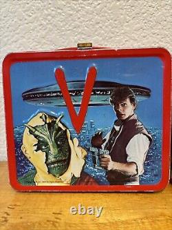 Super Rare Vintage 1984 Aladdin V Visitors Metal Lunchbox withThermos Red Alien