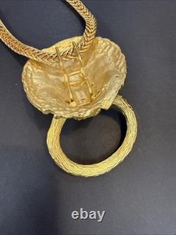 Super Rare Vintage 60S Lion Head Door Knocker Necklace Hammered Gold Rhinestones