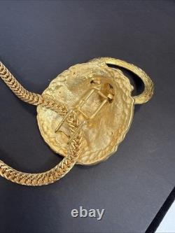 Super Rare Vintage 60S Lion Head Door Knocker Necklace Hammered Gold Rhinestones