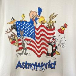 Super Rare Vintage ASTROWORLD (Six Flags) X LOONEY TUNES Large