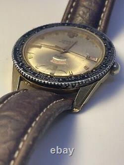 Super Rare Vintage Ardath Super Automatic Reefguard World time Day-Date Watch