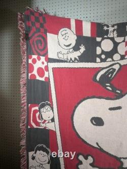 Super Rare Vintage Double Layer Snoopy Peanuts Throw Blanket 52x68