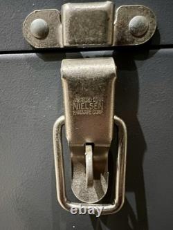 Super Rare Vintage Magnetic Media Preserver Case Co-Netic Perfection Mica Co