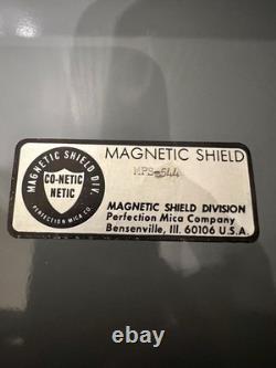 Super Rare Vintage Magnetic Media Preserver Case Co-Netic Perfection Mica Co