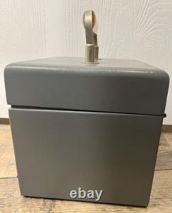 Super Rare Vintage Magnetic Media Preserver Case Co-Netic Perfection Mica Co