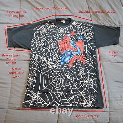 Super Rare Vintage Marvel Spider-Man Large Print Graphic Tee Brazil ca 2002