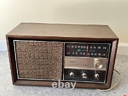 Super Rare Vintage Rca Victor Radio (works) Am Fm