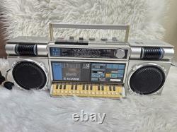 Super Rare Vintage Silver ST 5500 X vintage boombox Melody Recorder Compozer