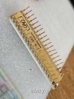 Super Rare Vintage White Gold Ceramic IC HP 5082-5604 Dot Matrix Display Chip