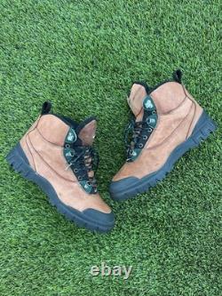 Super rare vintage 90s brown Nike ACG boots size 10.5