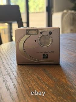 VINTAGE FUJIFILM Finepix 4500 Super CCD- Pink RARE FULLY TESTED WORKS