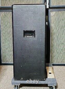 VINTAGE SUPER RARE SOUND CITY 69-70, 2x12-4x12 Silver Herringbone grill cabinet