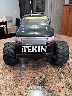 VINTAGE THUNDER KING RC TRUCK. RARE find. WOW Super Cool. WithController READ